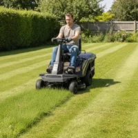 TT610_jardin_2-quality50 Tracteur tondeuse autoporté Nemura 223cc – Largeur de coupe 61 cm